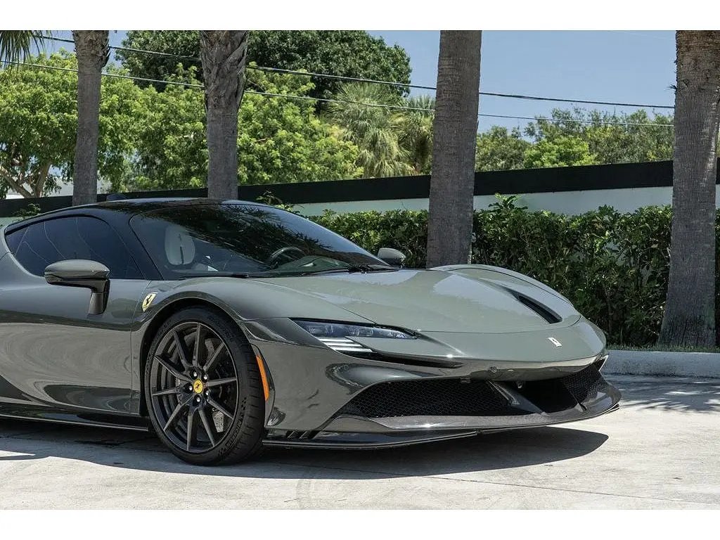 2022 Ferrari SF90 Stradale
