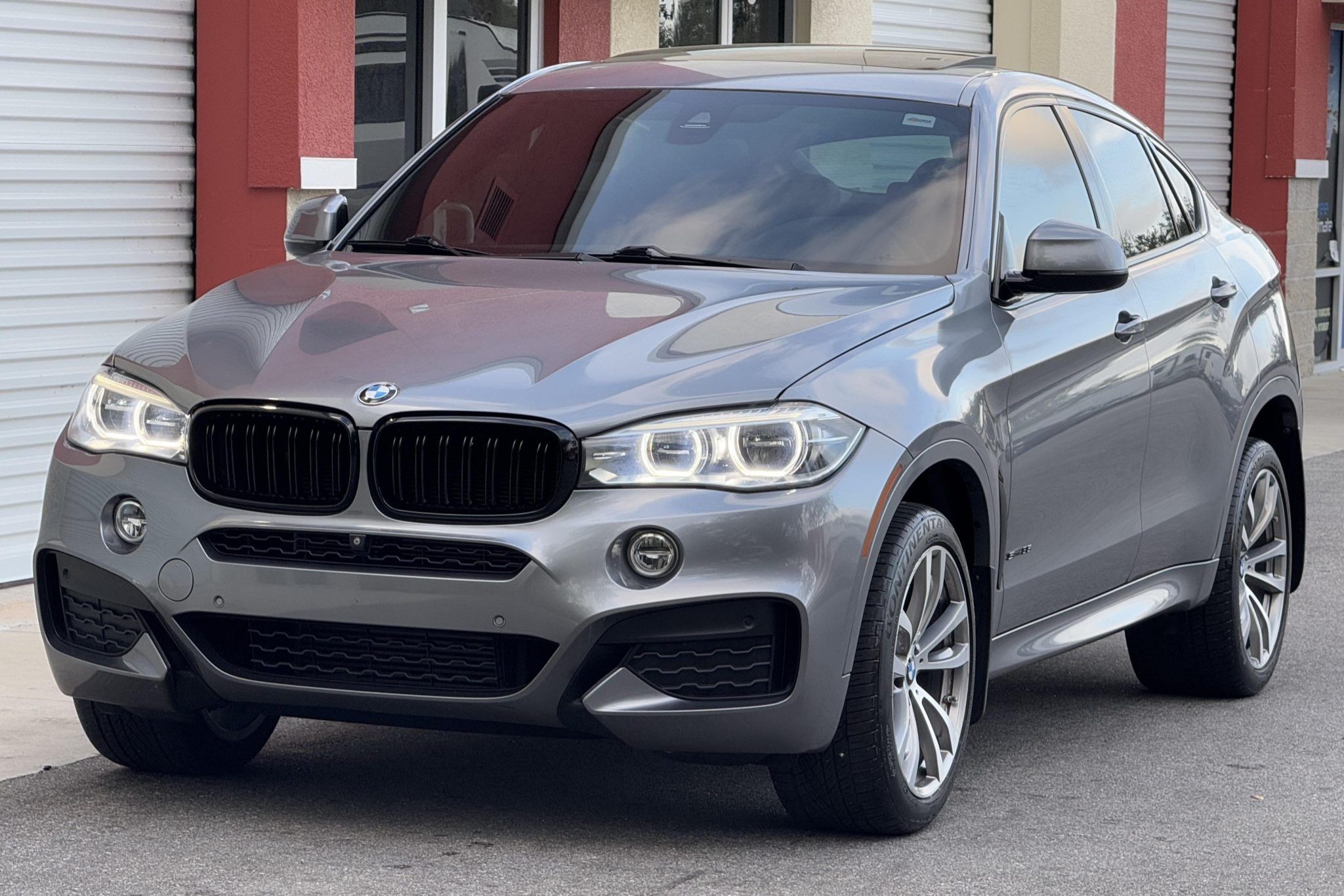 2016 BMW X6 M