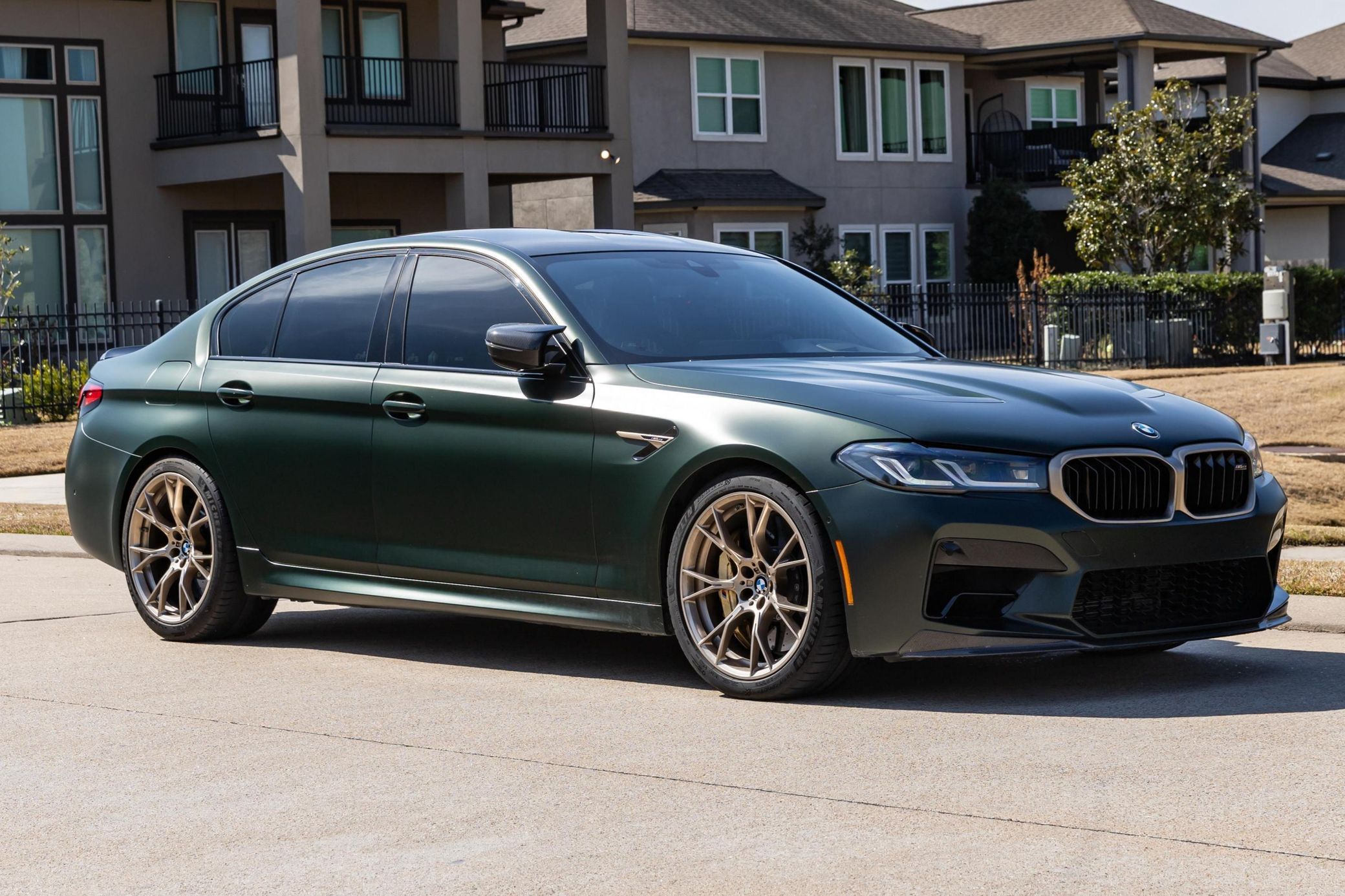 2022 BMW M5