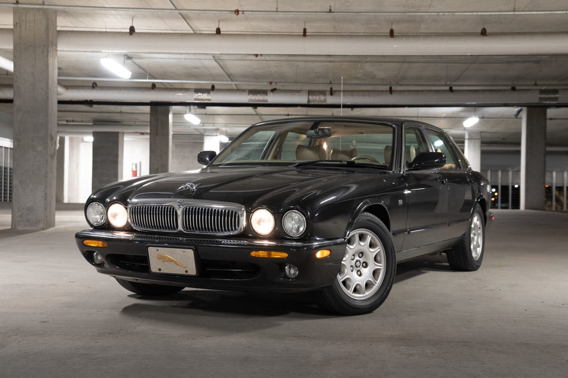 2002 Jaguar XJ