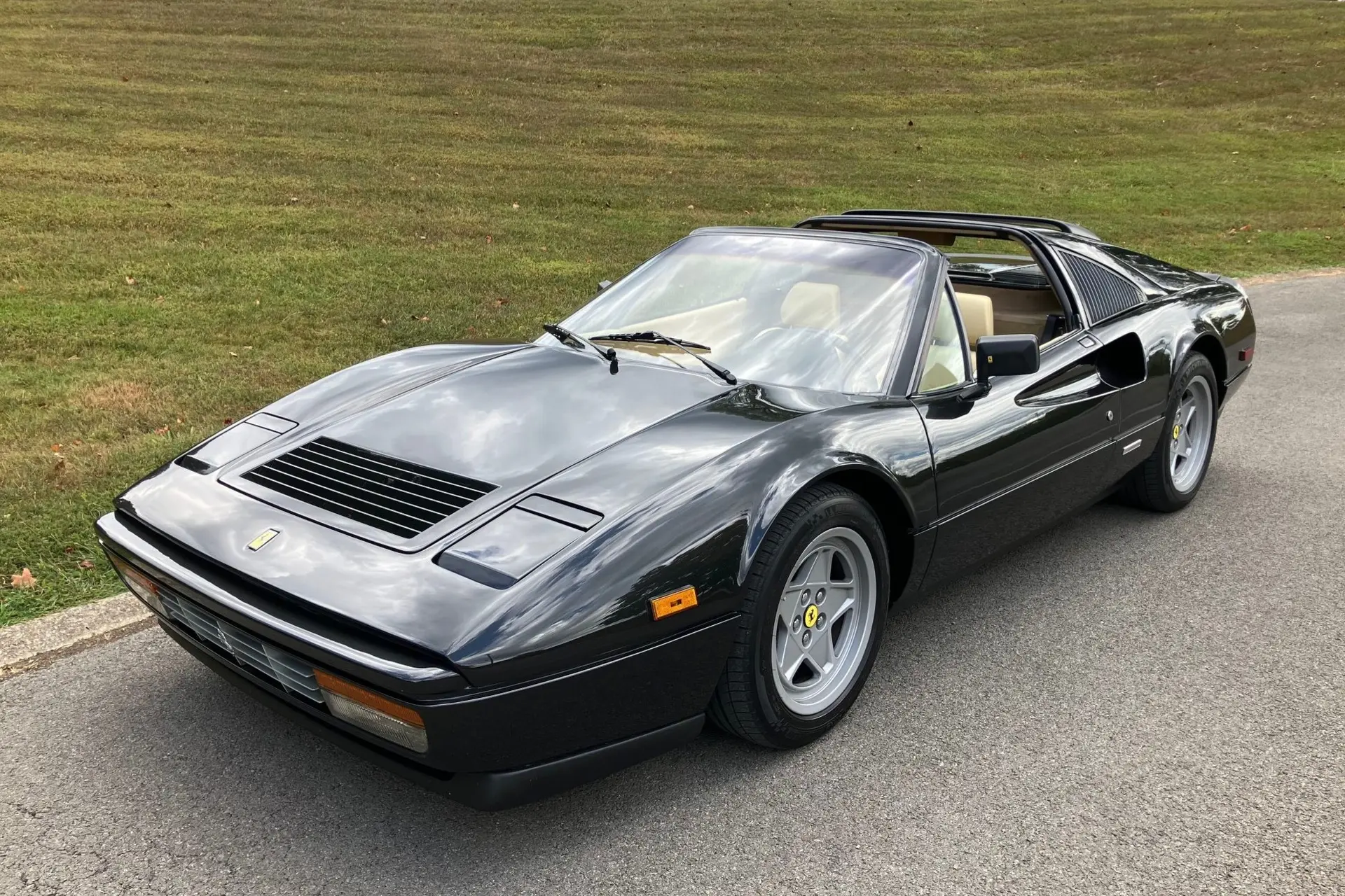 1988 Ferrari 328 GTS