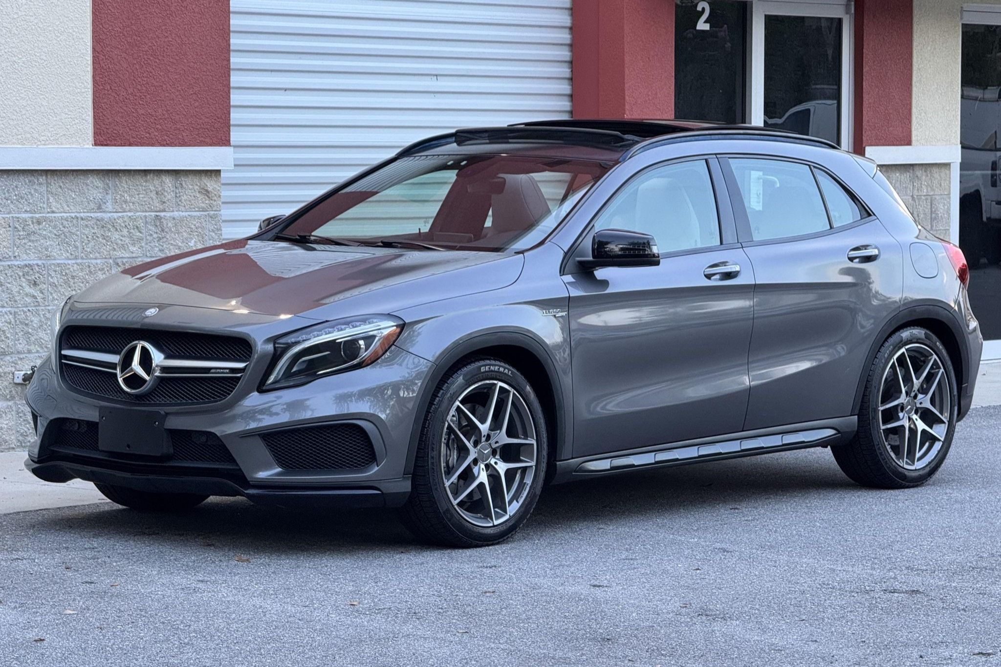 2015 Mercedes-Benz AMG GT