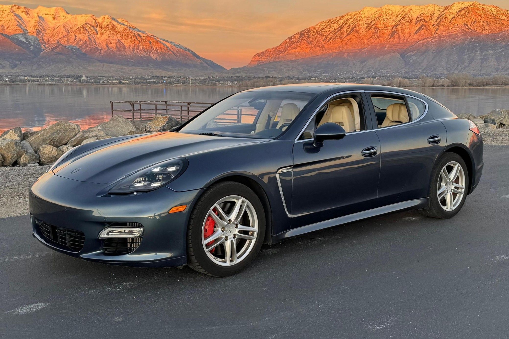 2010 Porsche Panamera Turbo