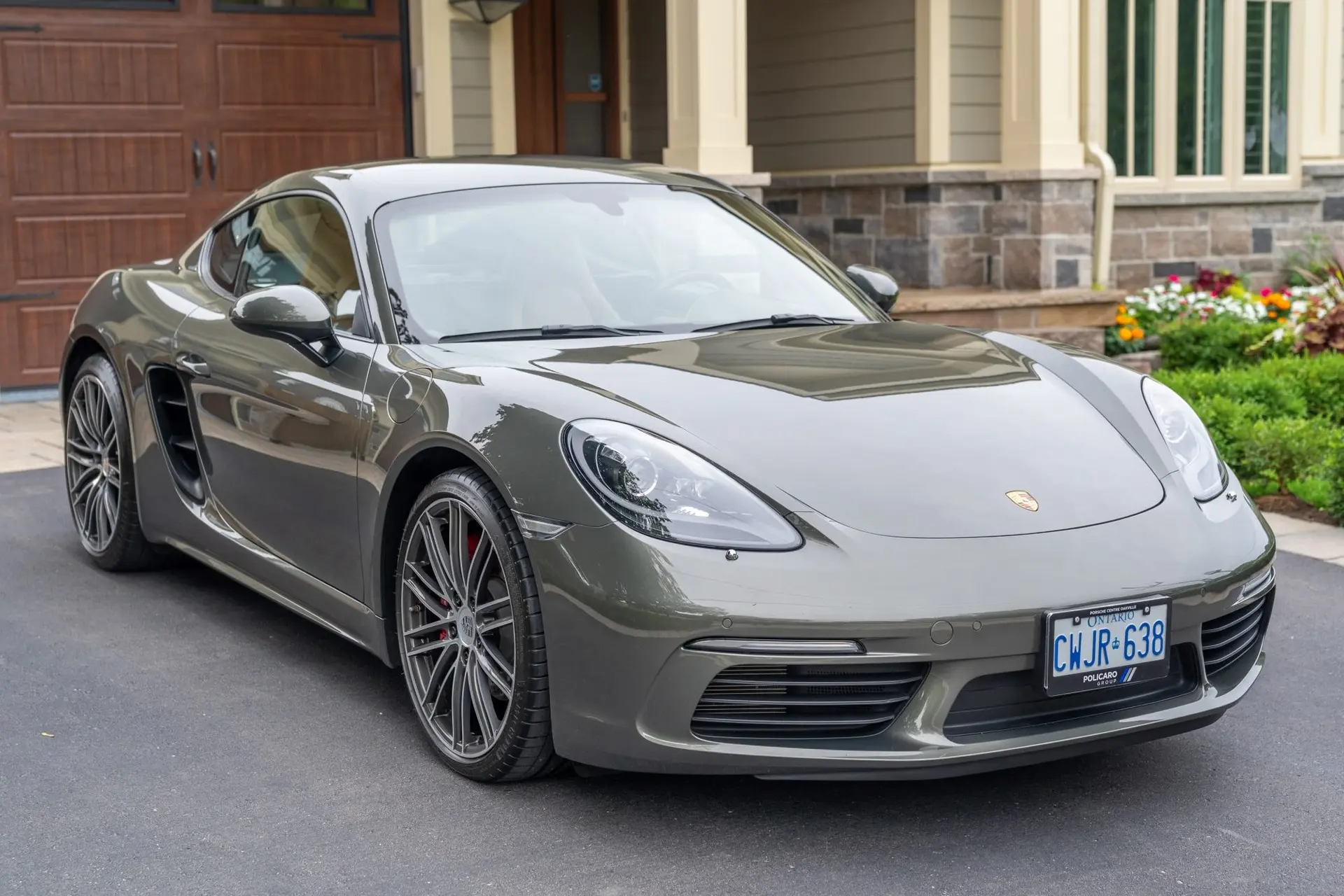2017 Porsche Cayman