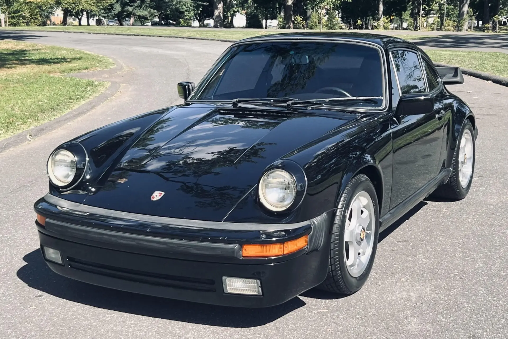 1985 Porsche 911 Coupe