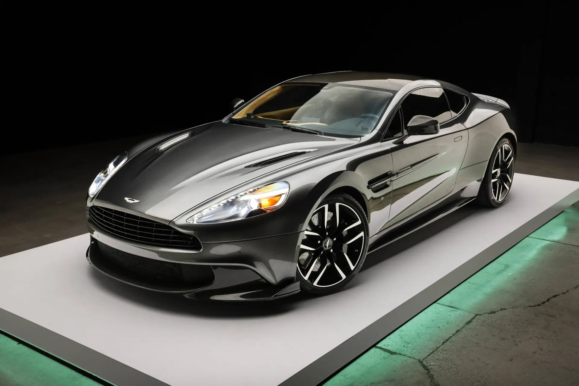 2018 Aston Martin Vanquish