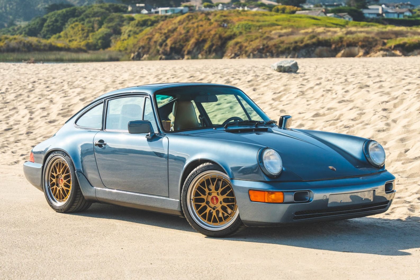 1990 Porsche 911 Carrera 2