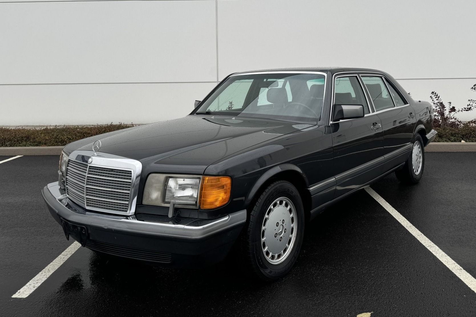 1990 Mercedes-Benz SL-Class 560SL