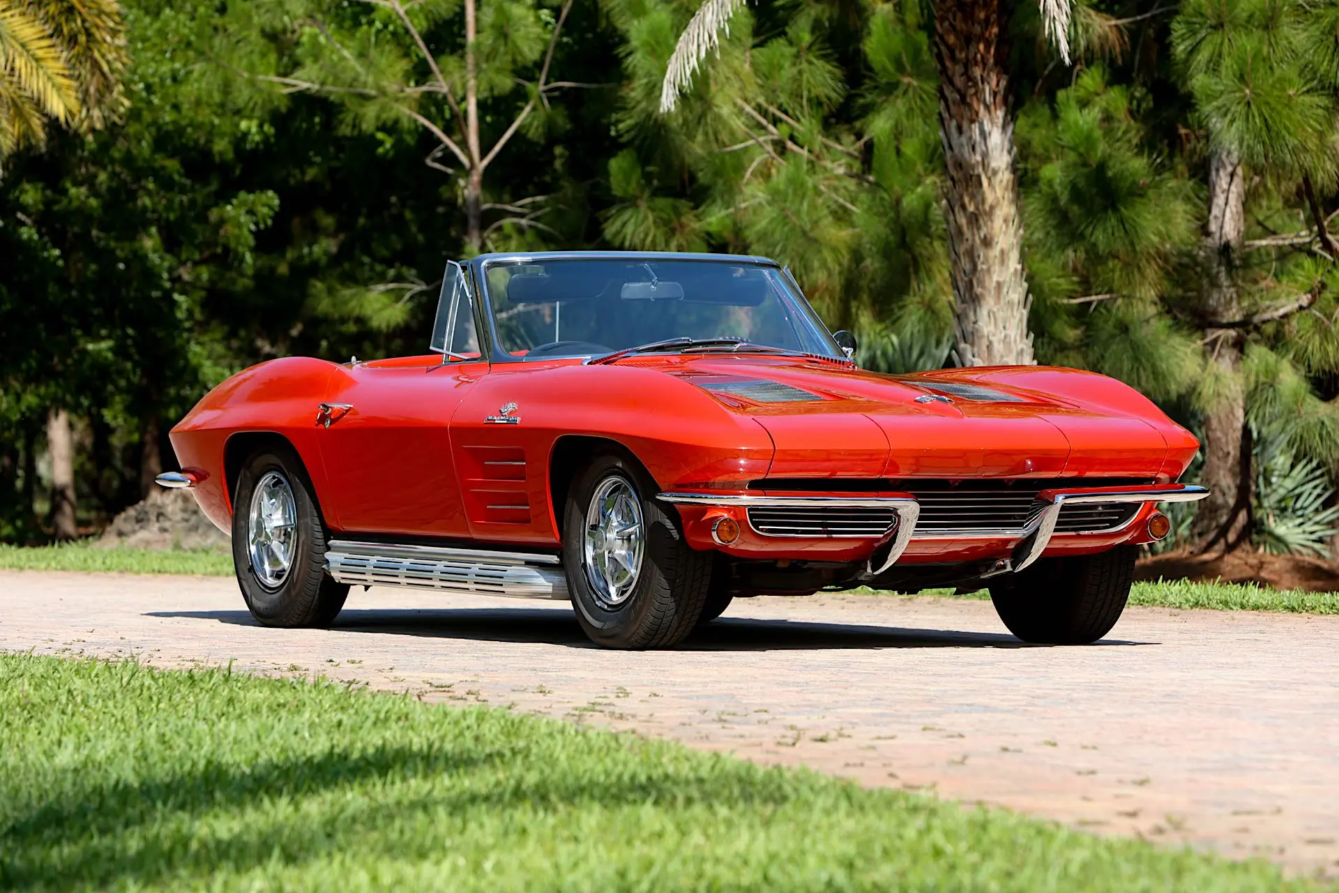 1963 Chevrolet Corvette Sting Ray Convertible