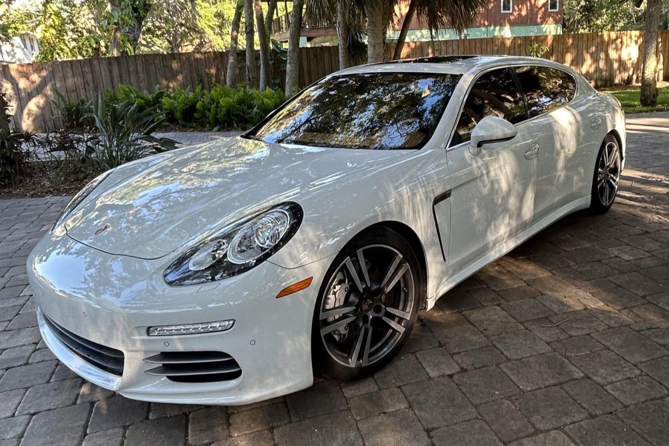 2014 Porsche Panamera 4S