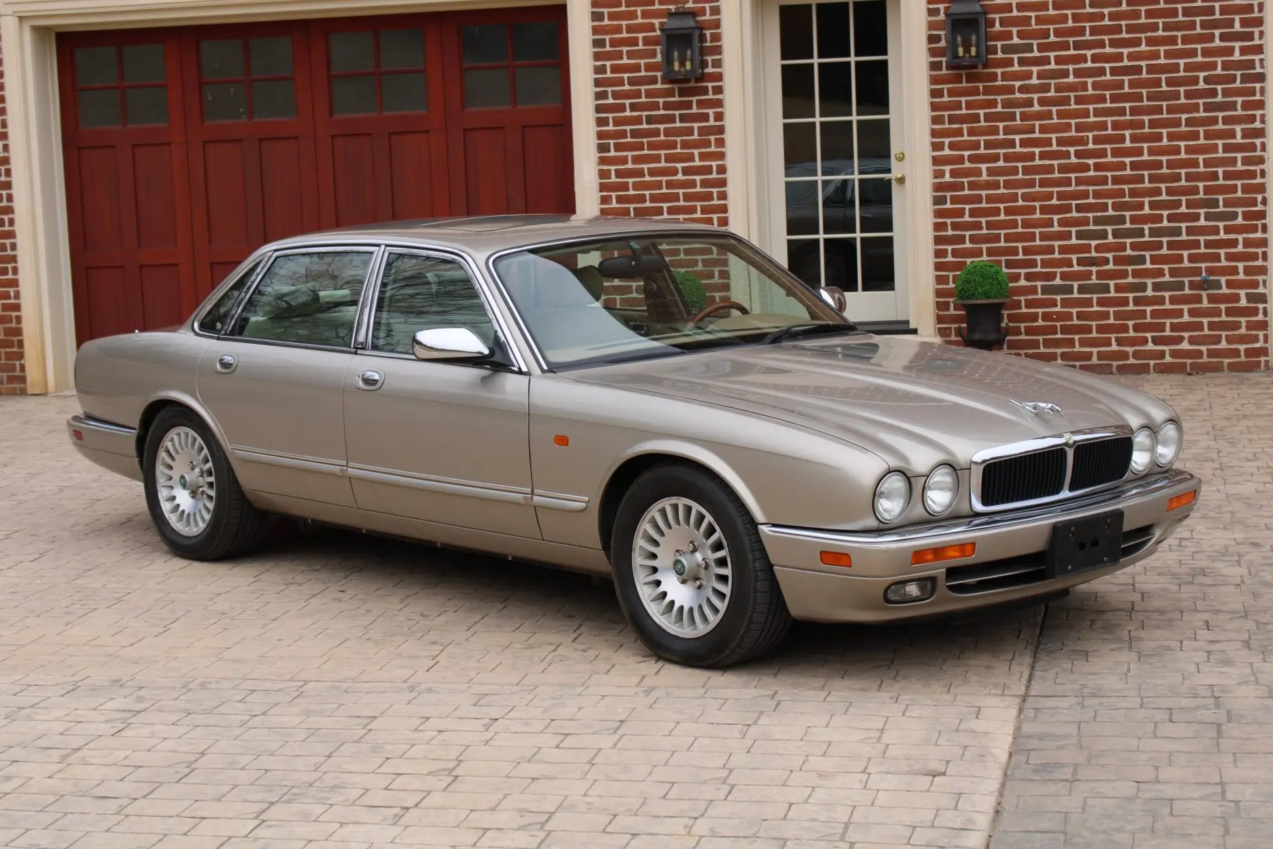 1995 Jaguar XJ