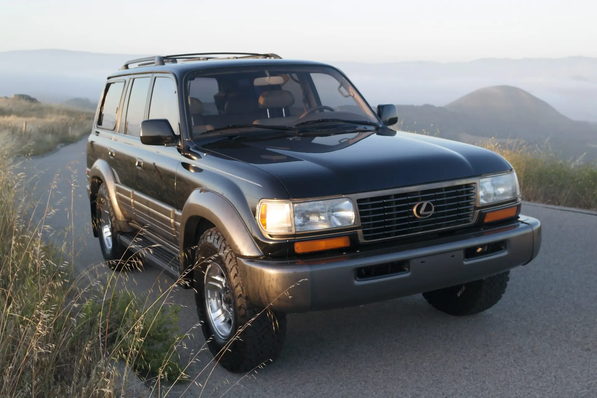 1996 Lexus LX