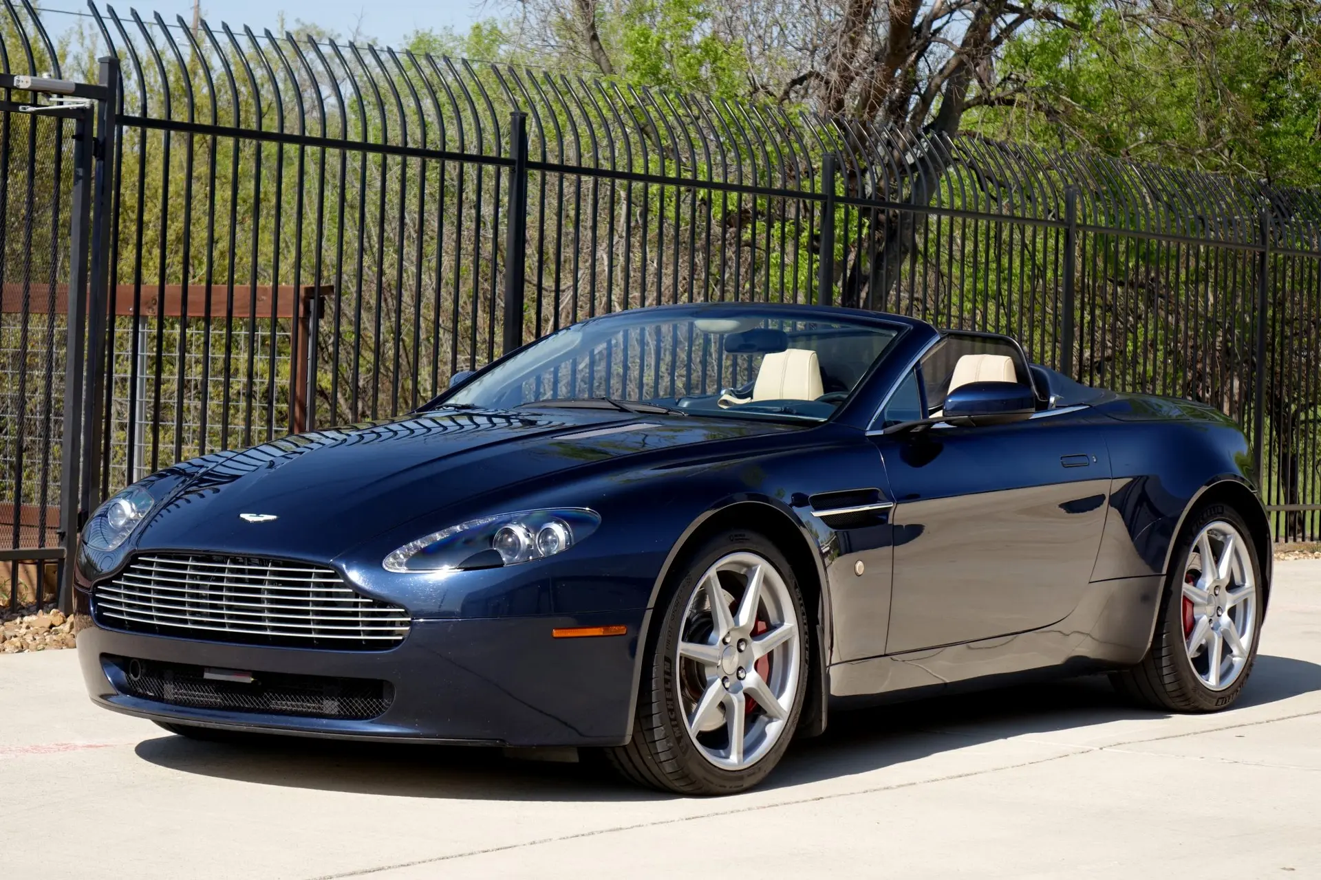 2008 Aston Martin Vantage Race Cars