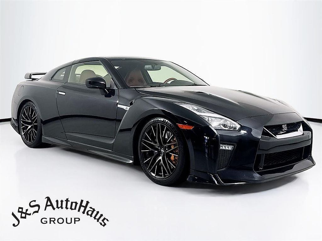 2021 Nissan GT-R Premium
