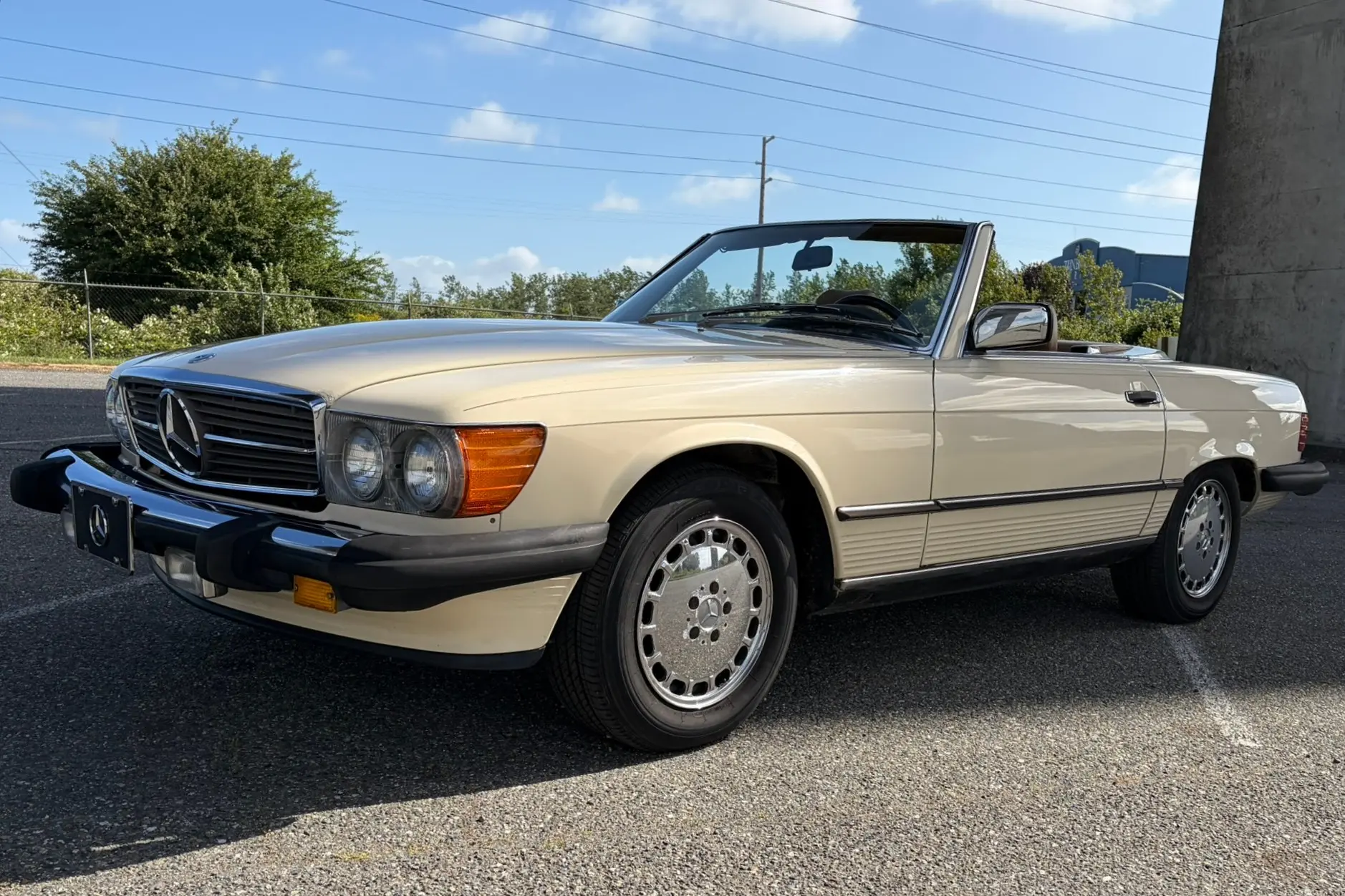 1986 Mercedes-Benz SL-Class 560SL