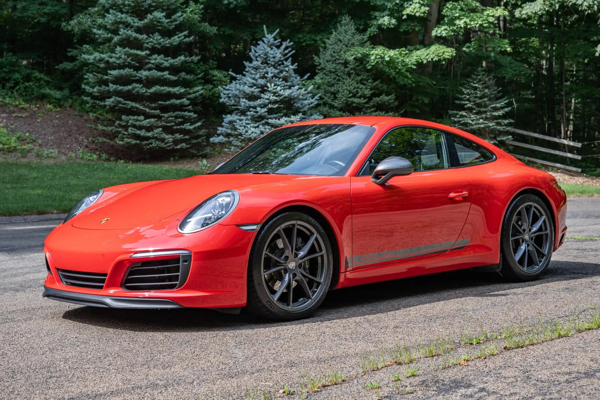 2019 Porsche 911 Carrera T