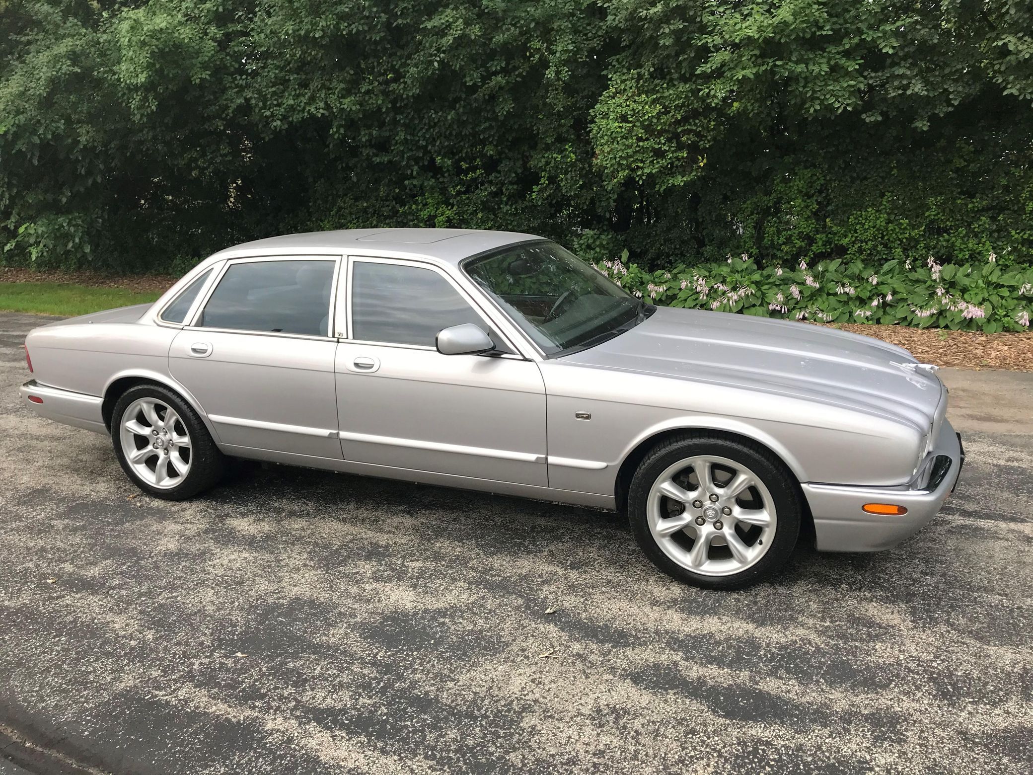 2001 Jaguar XJ XJR
