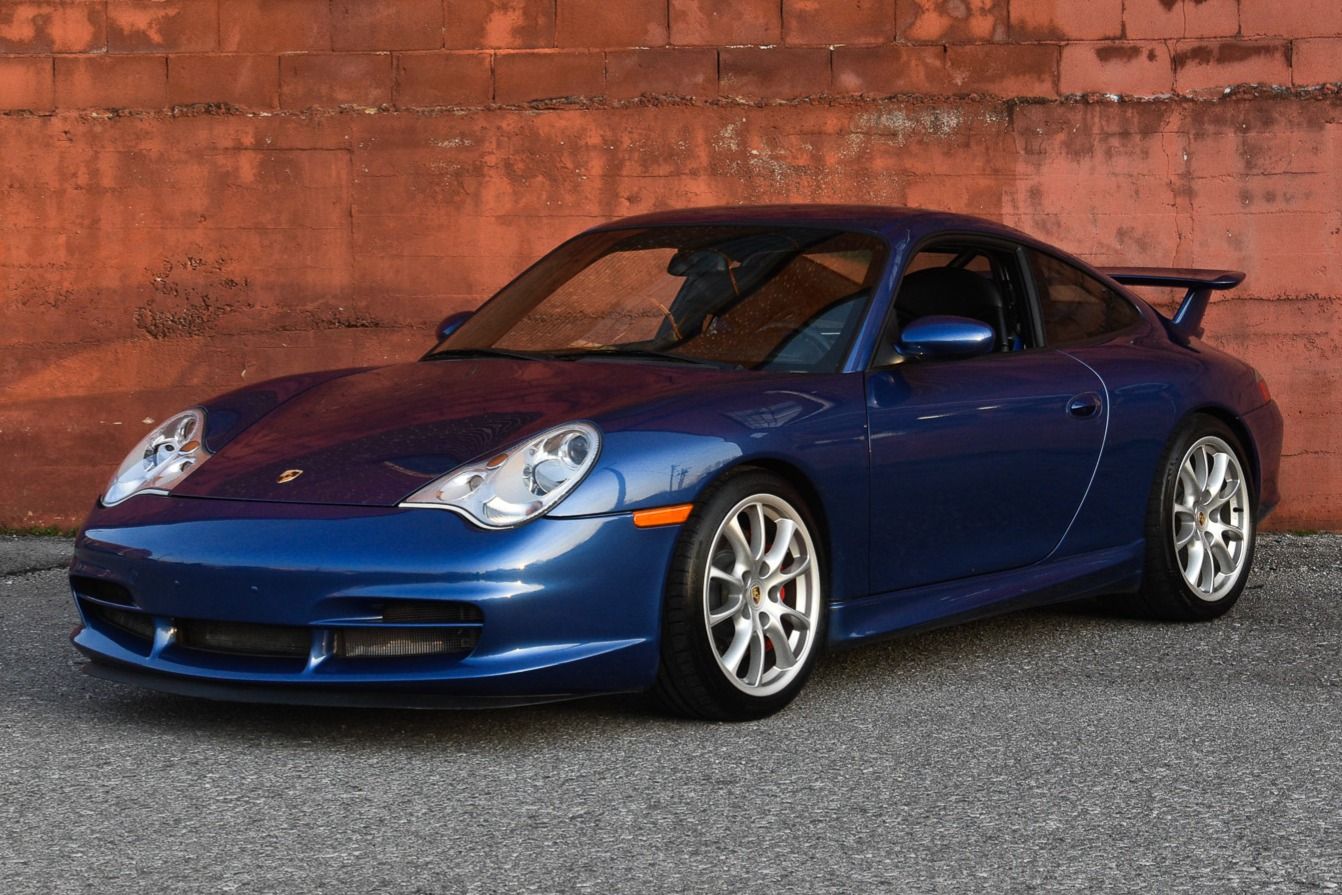 2004 Porsche 911 Carrera 4S Coupe 6-Speed