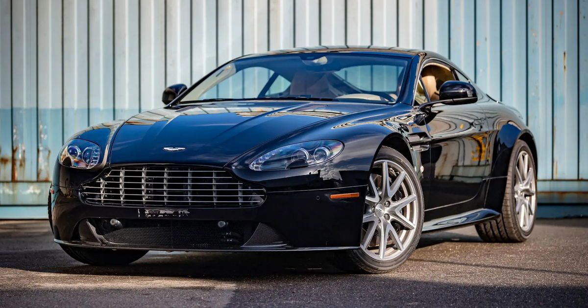 2013 Aston Martin Vantage V12 Vantage Roadster