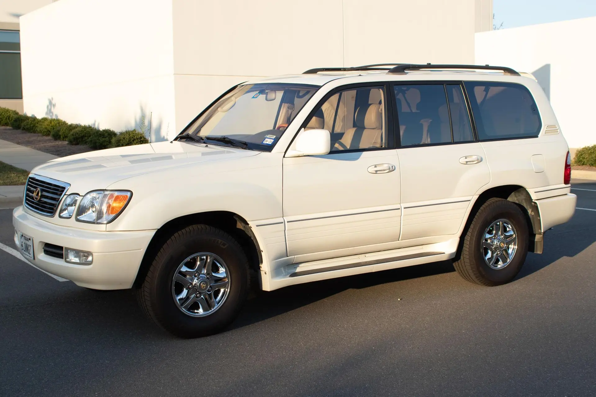 2002 Lexus LX