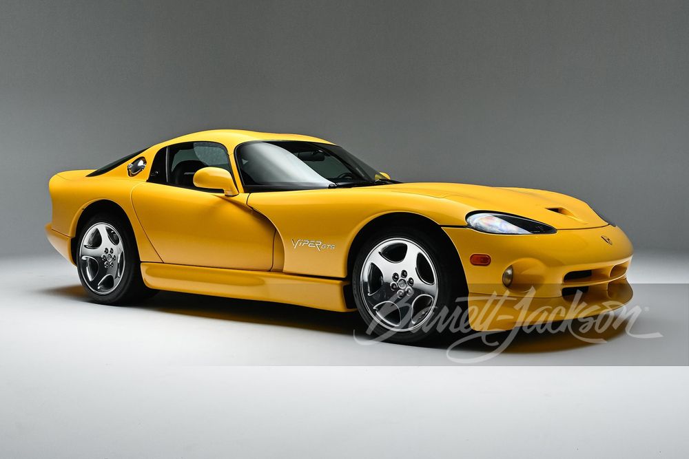 2002 Dodge Viper GTS