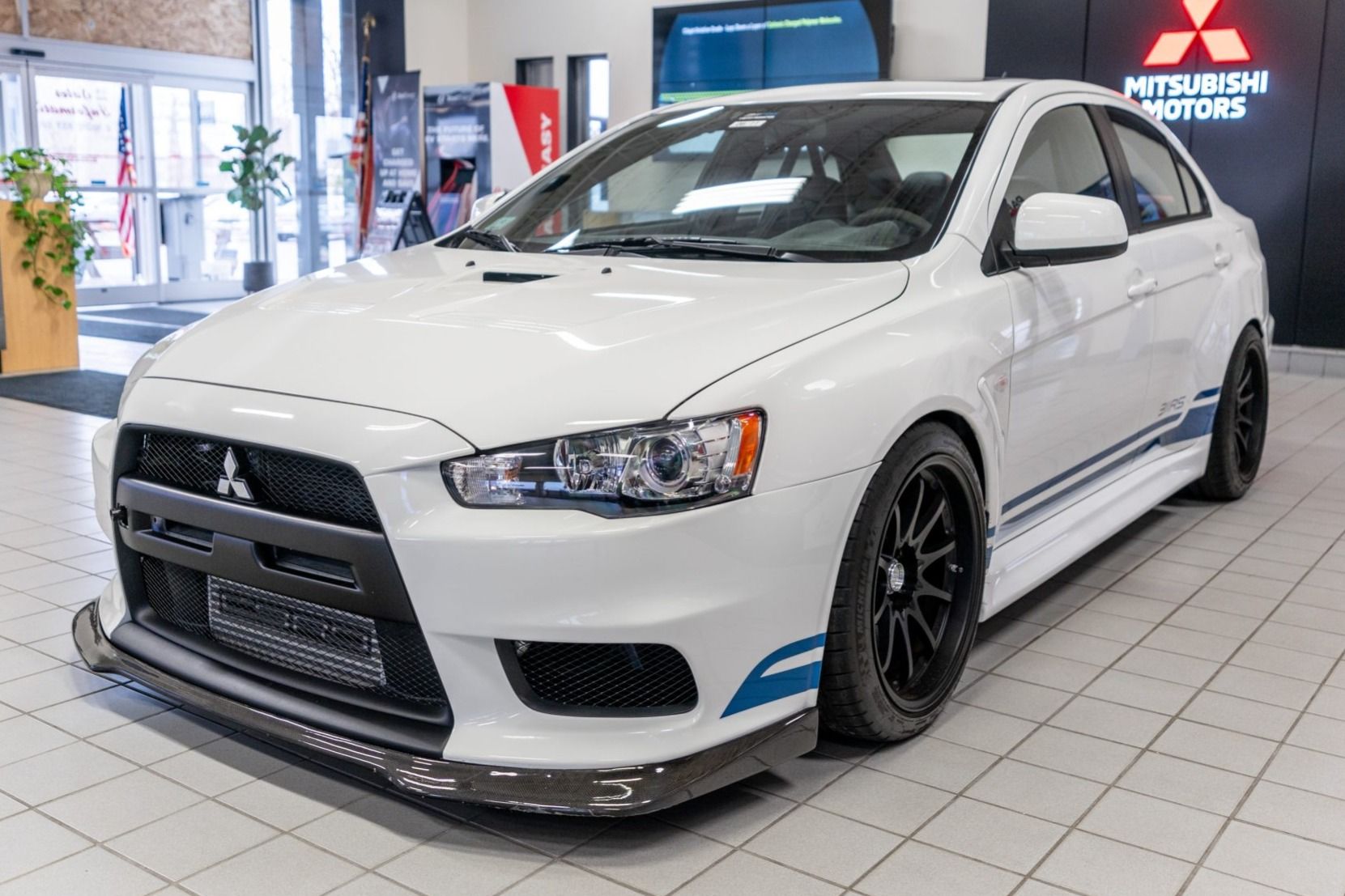 2014 Mitsubishi Lancer Evolution