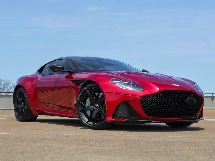 2019 Aston Martin DBS