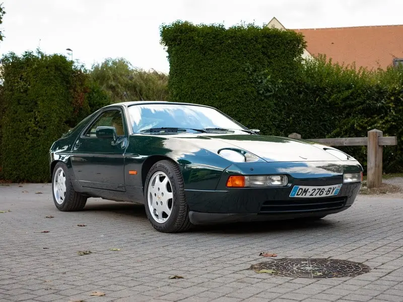 1990 Porsche 928 S4