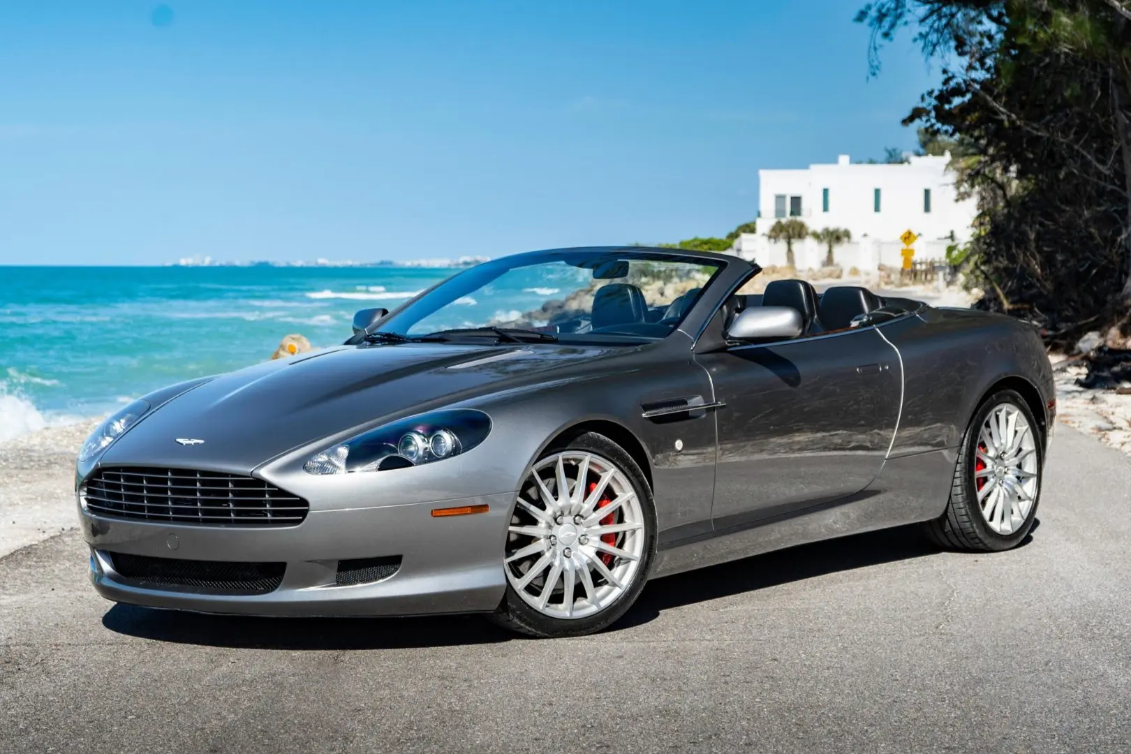 2006 Aston Martin DB9 Volante