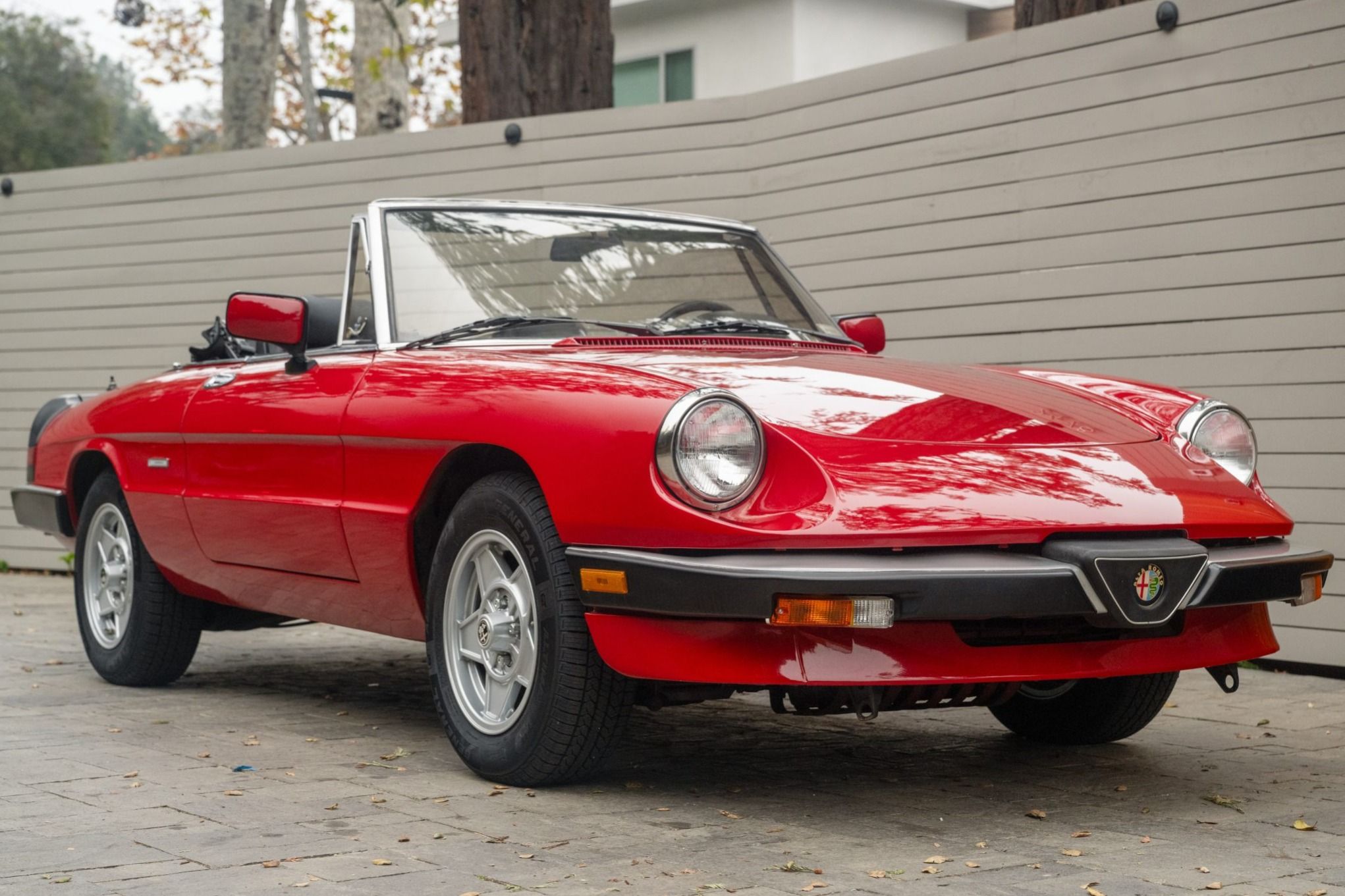 1989 Alfa Romeo 105 Series Spider