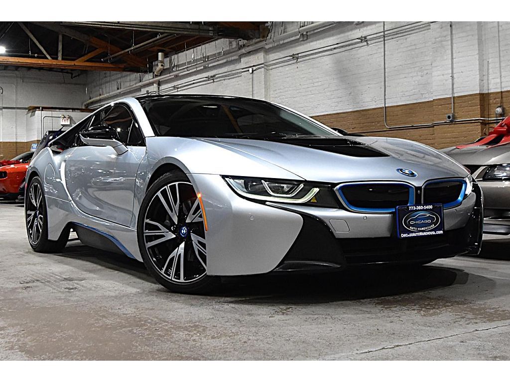 2016 BMW i8