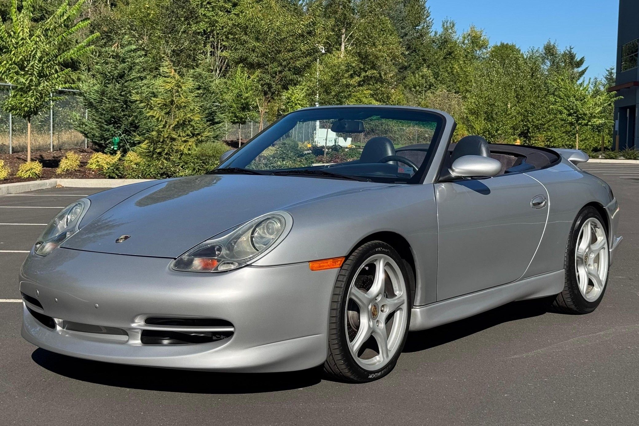 2001 Porsche 911 Carrera Cabriolet