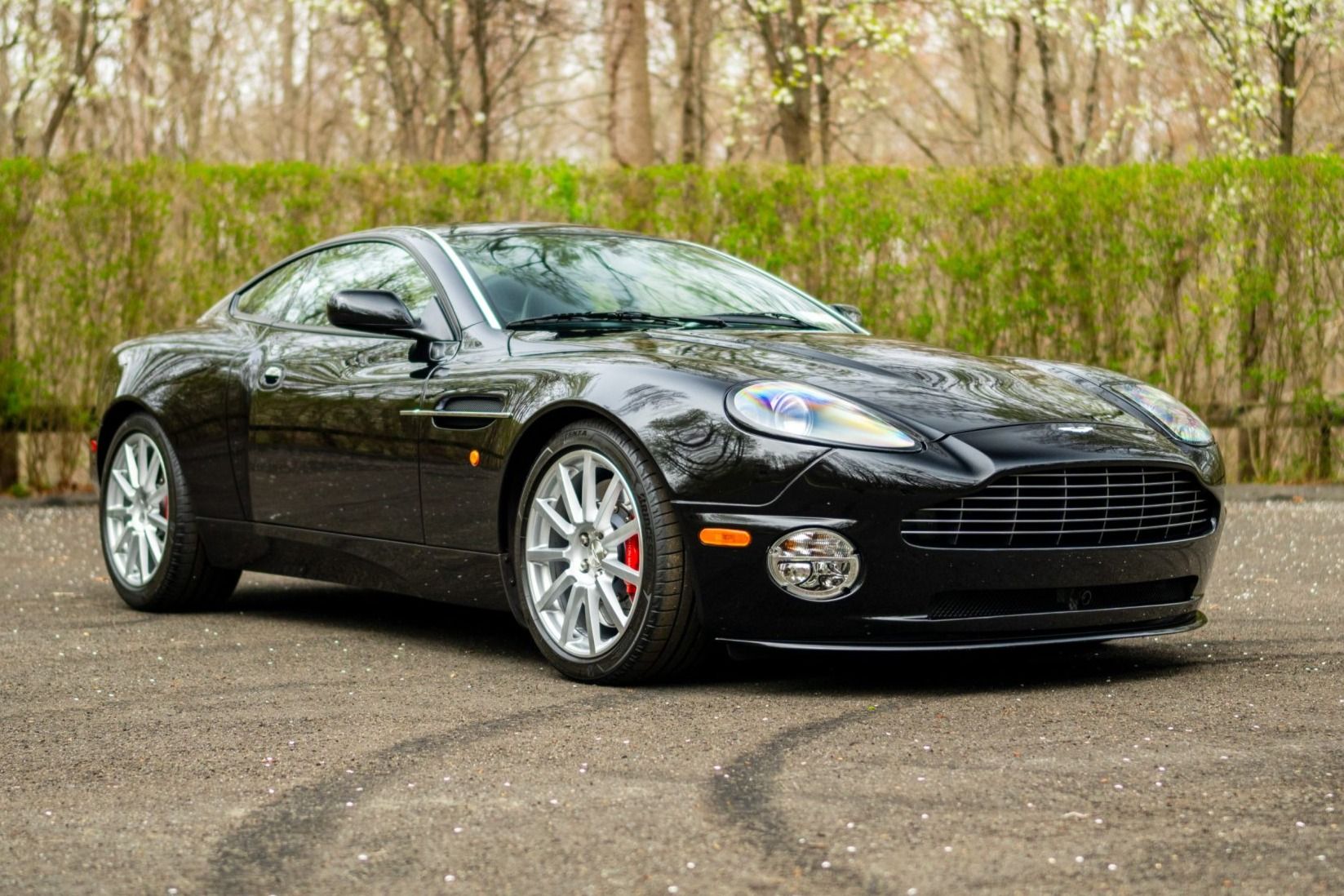 2005 Aston Martin Vanquish