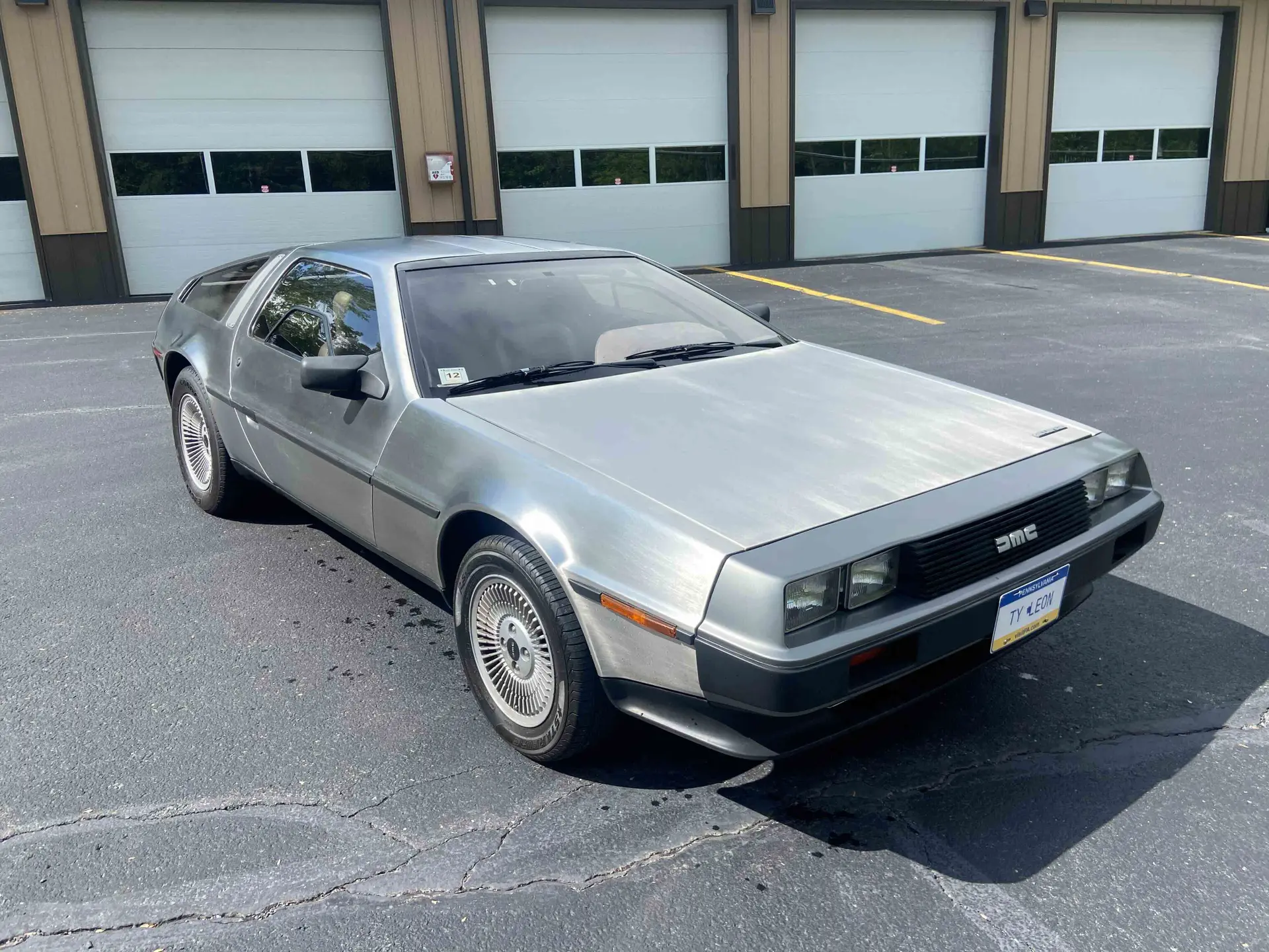1982 DeLorean DMC-12