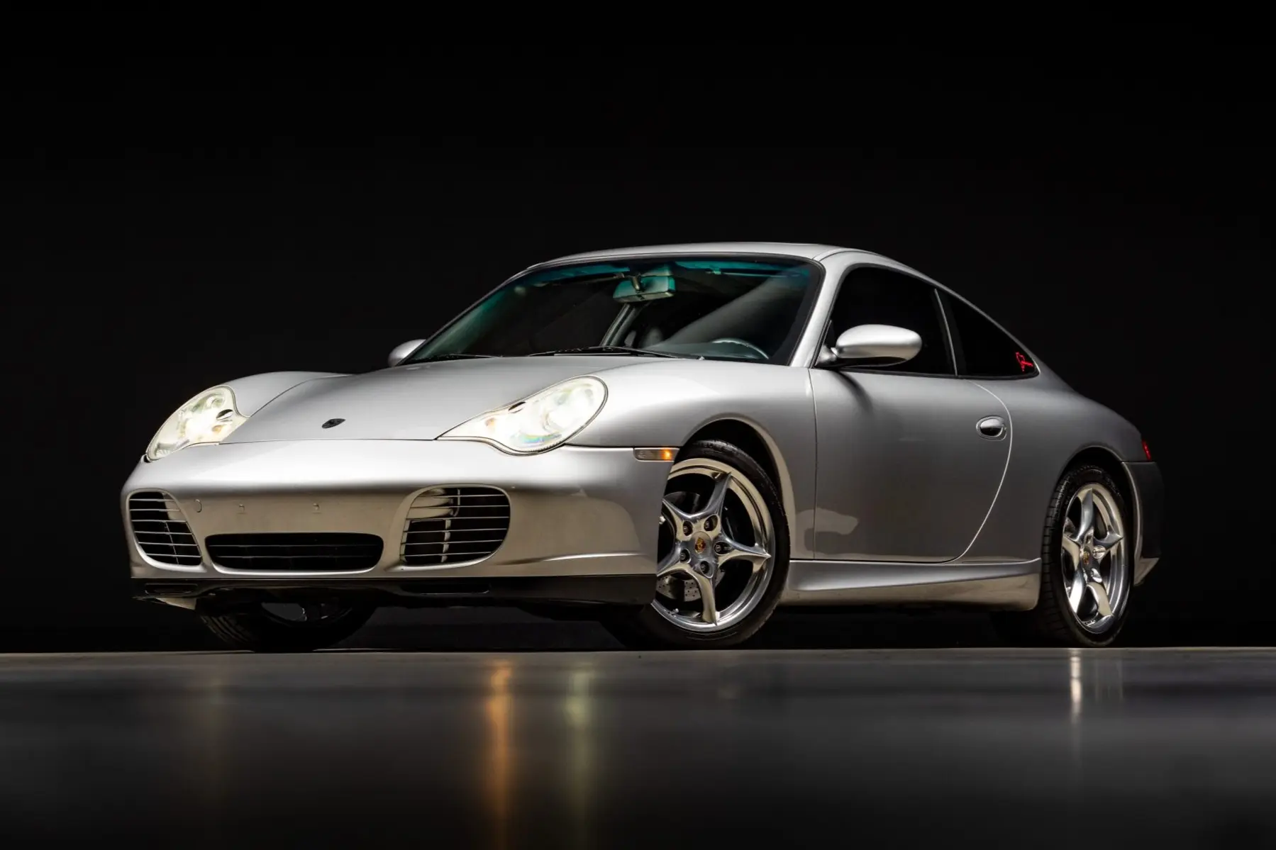 2004 Porsche 911 Carrera