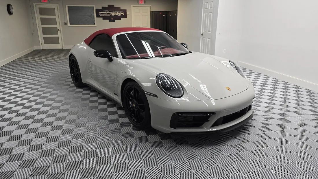 2023 Porsche 911 Carrera 4 GTS Cabriolet