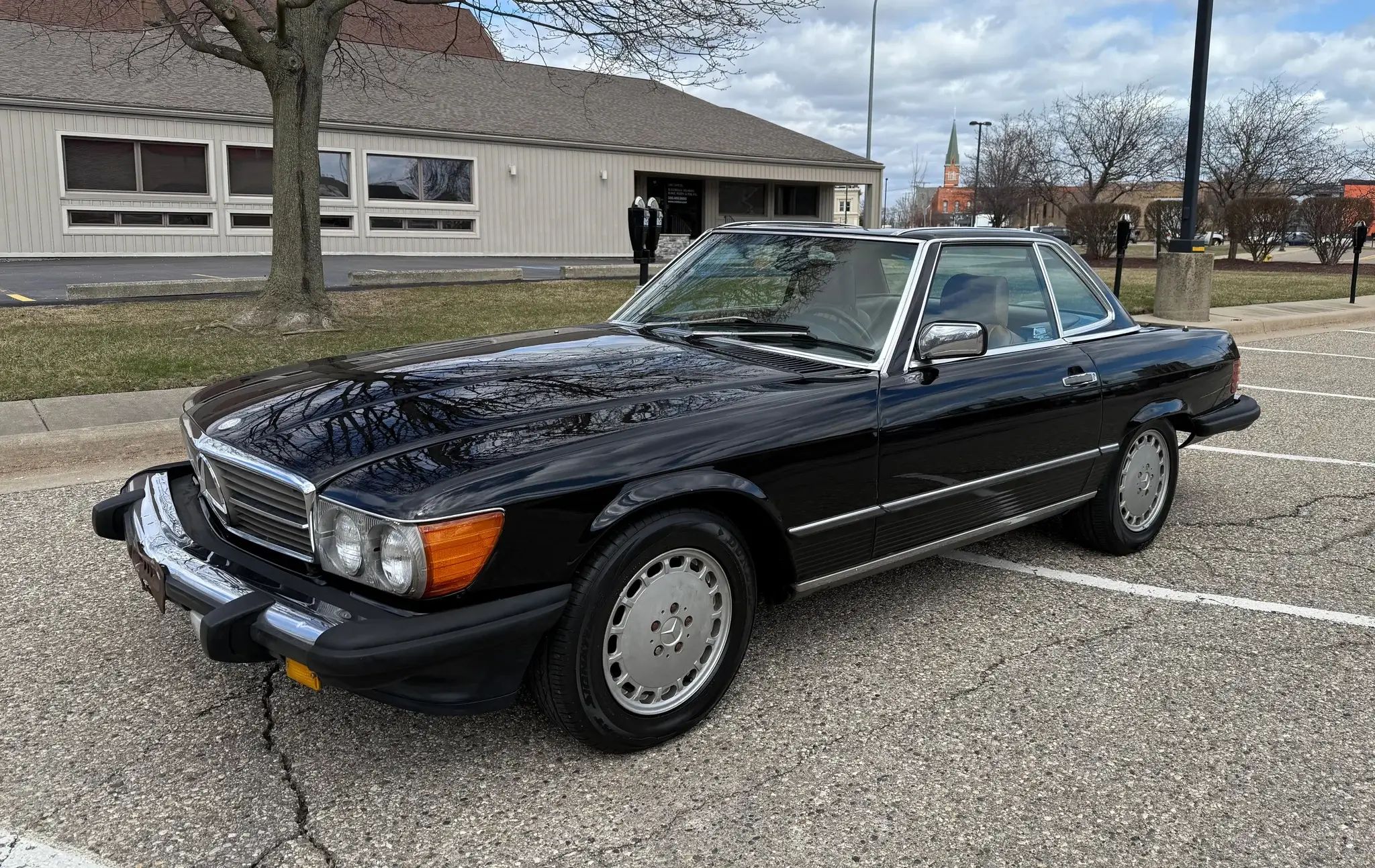 1986 Mercedes-Benz SL-Class 560SL