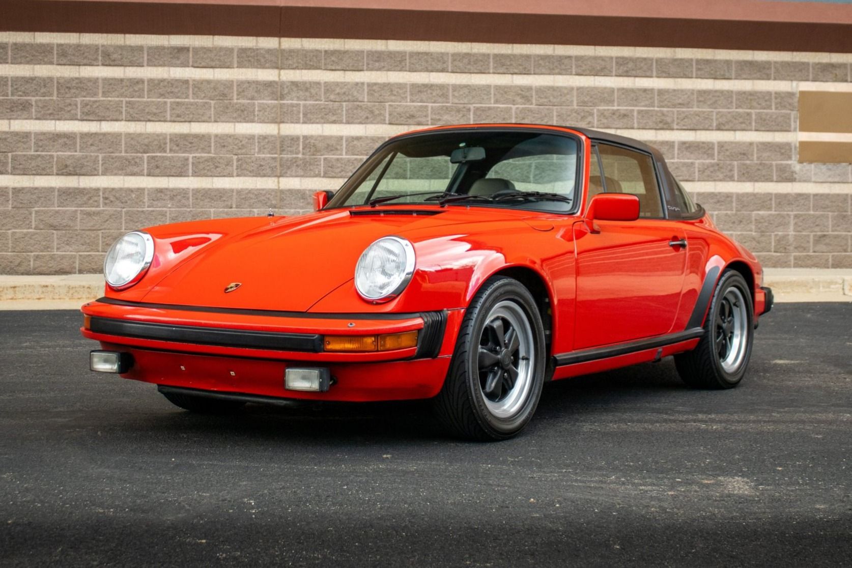 1983 Porsche 911 SC Targa
