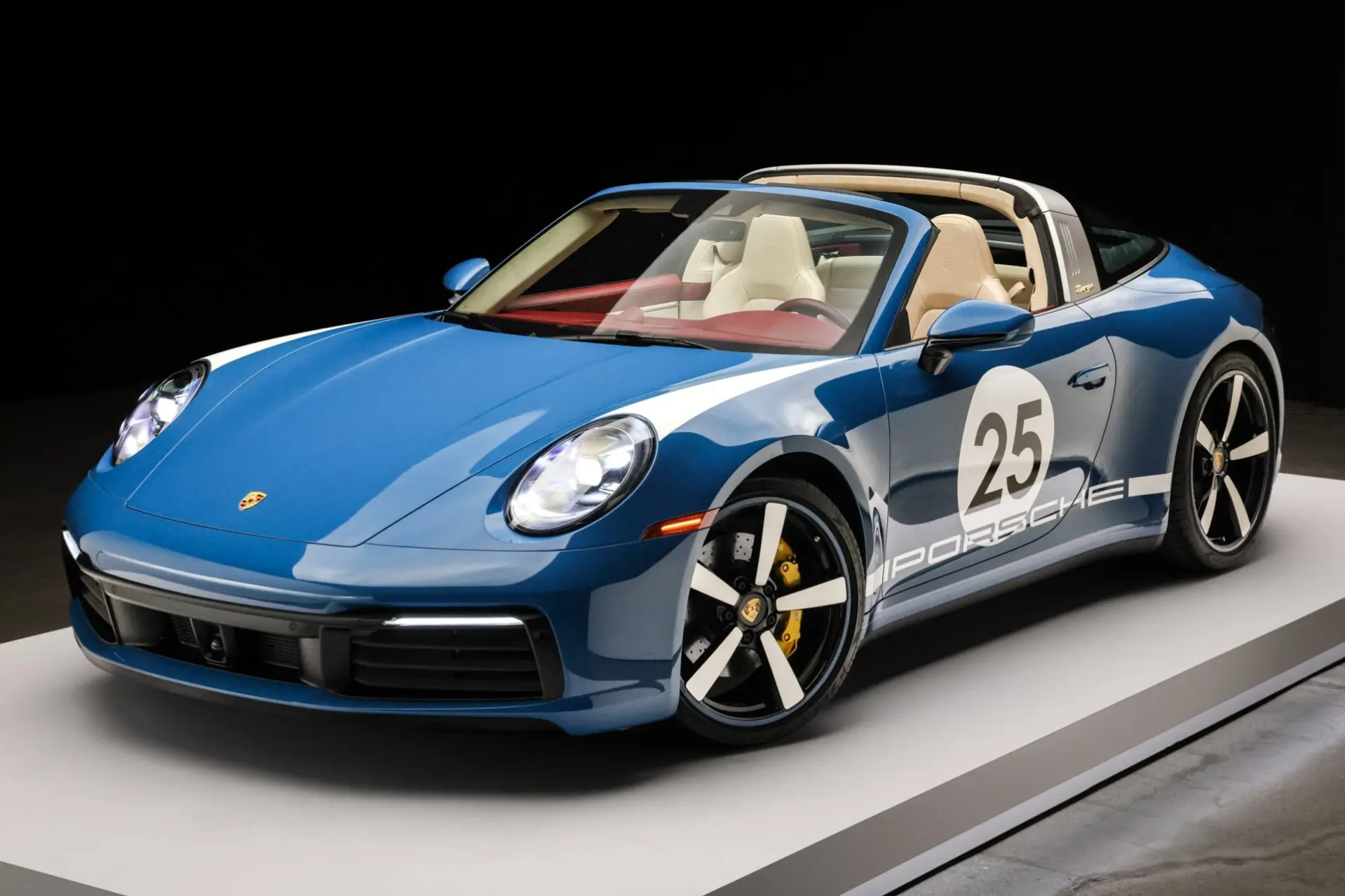 2021 Porsche 911 Targa 4S