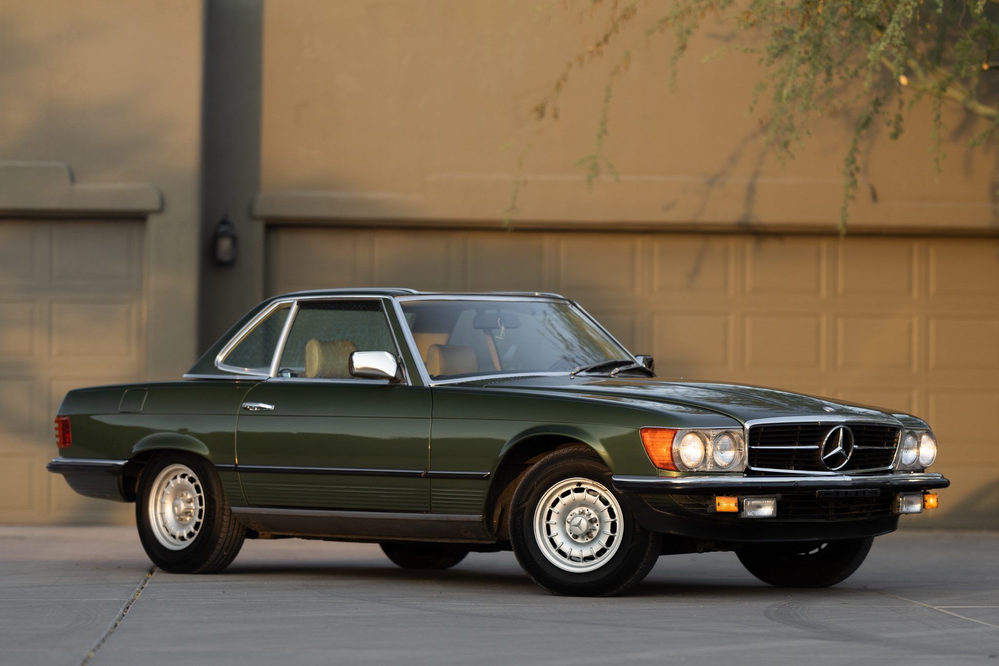 1984 Mercedes-Benz SL-Class