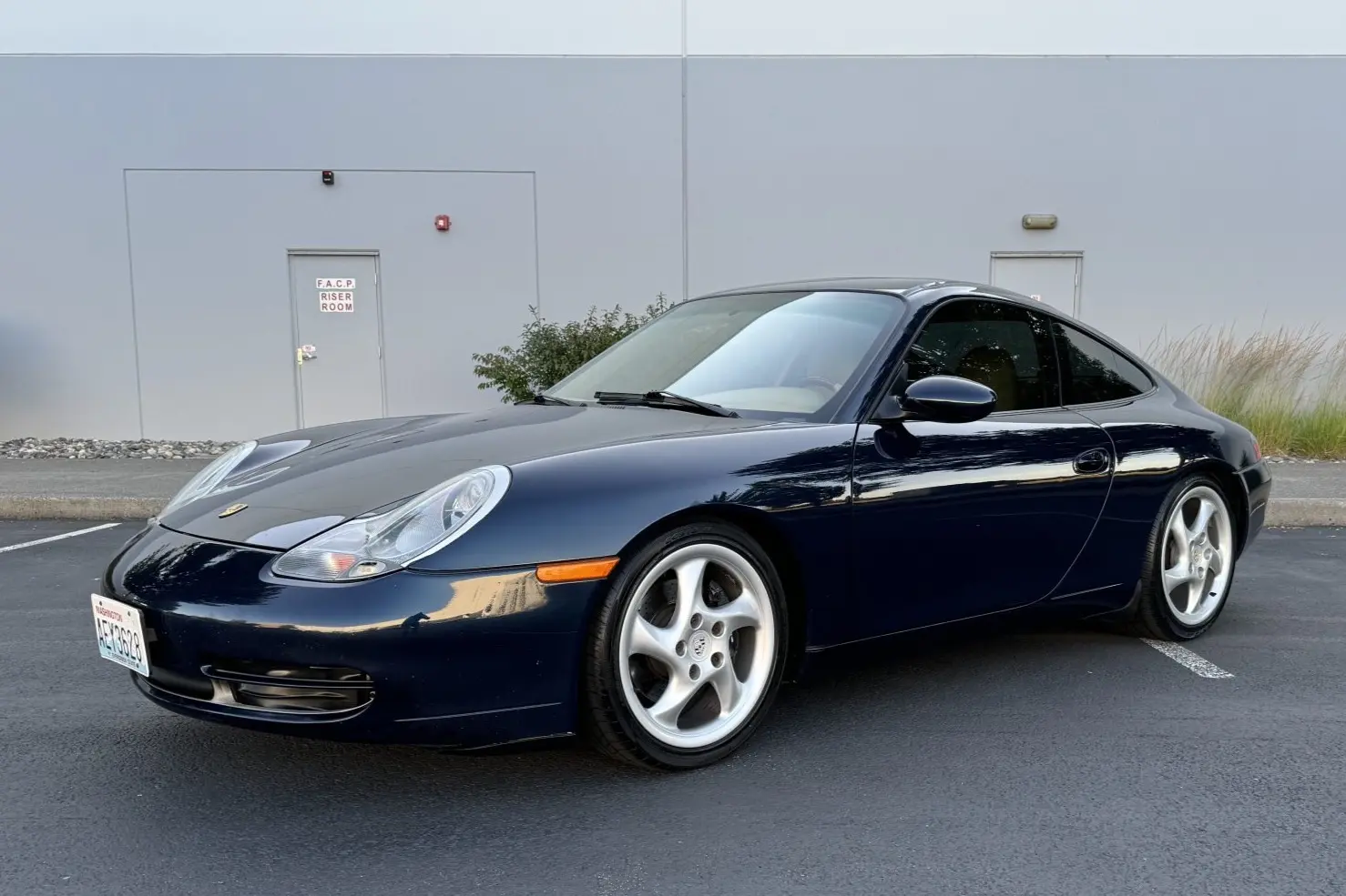 1999 Porsche 911 Carrera