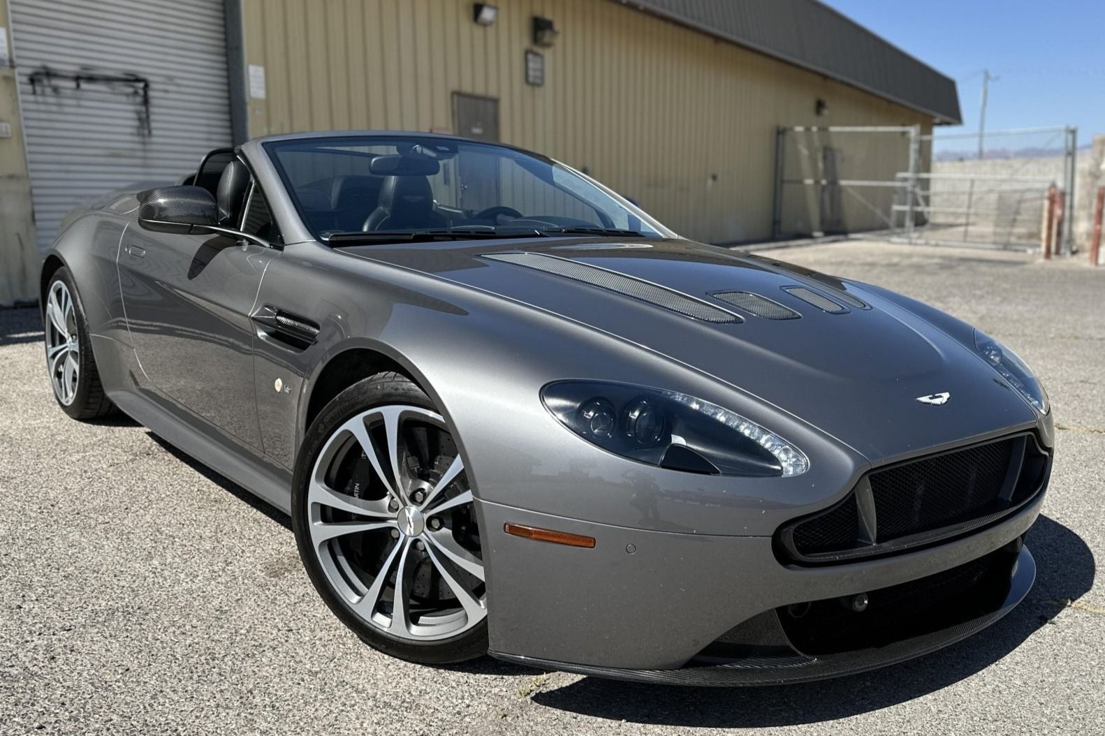 2016 Aston Martin Vantage V12 Vantage S Roadster