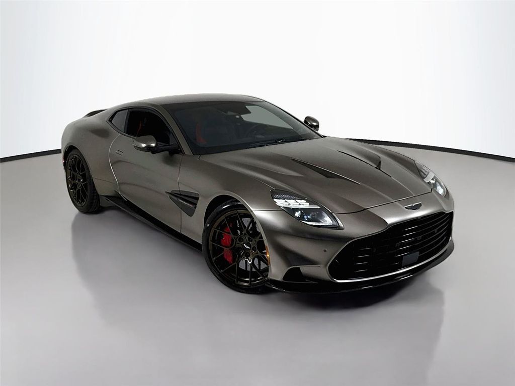 2025 Aston Martin Vanquish Coupe