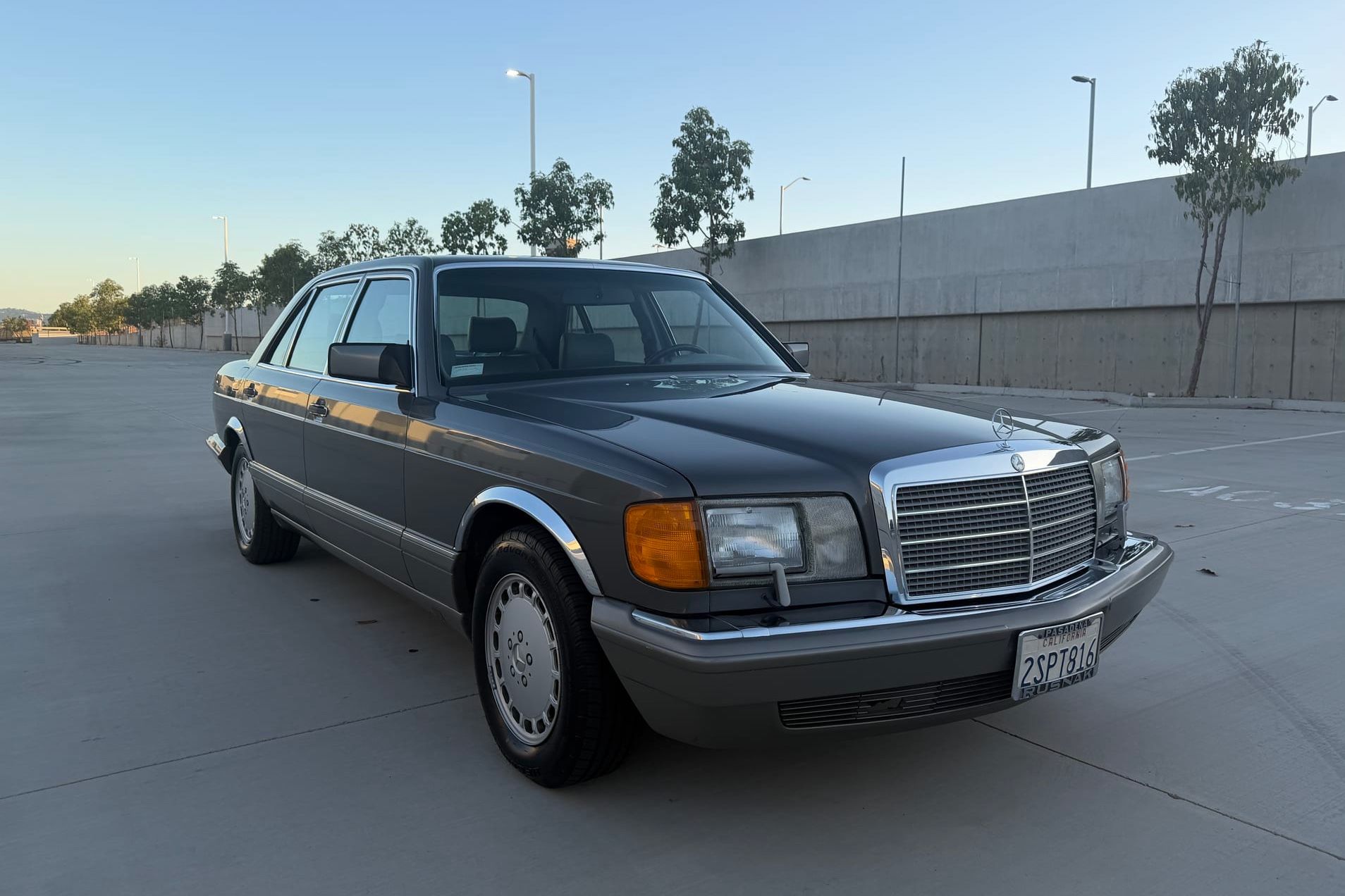 1990 Mercedes-Benz S-Class