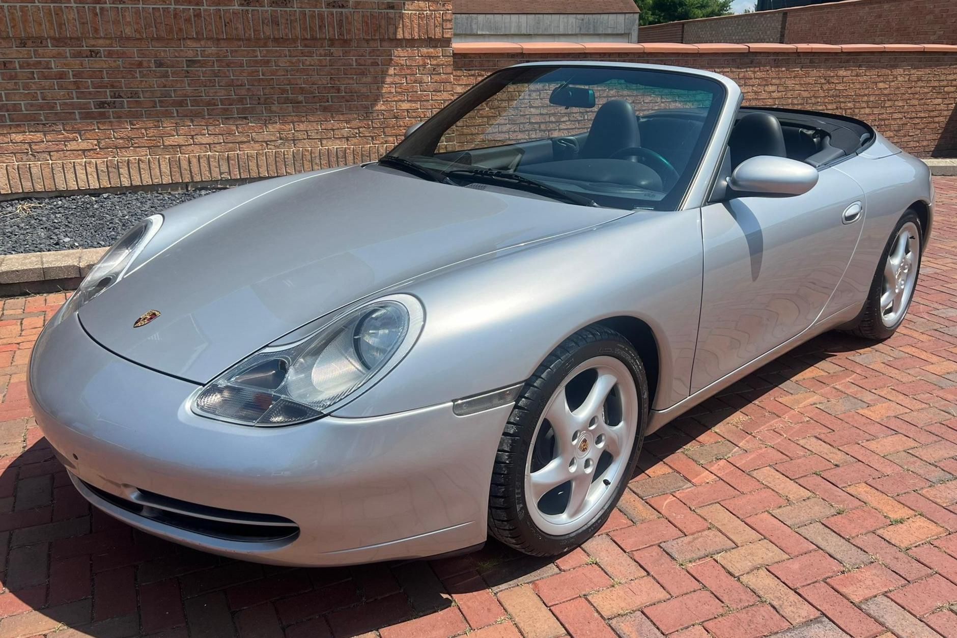1999 Porsche 911 Carrera Cabriolet