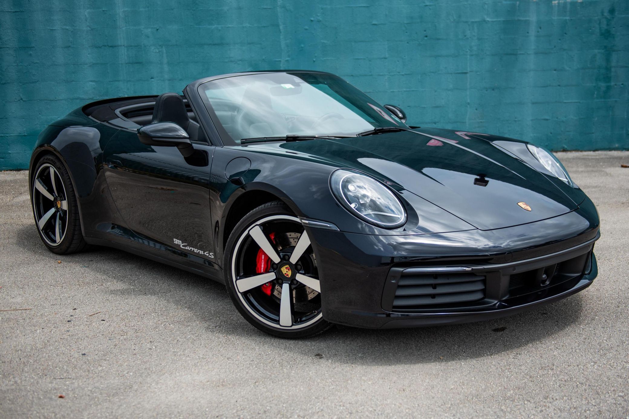 2020 Porsche 911 Carrera 4S Cabriolet