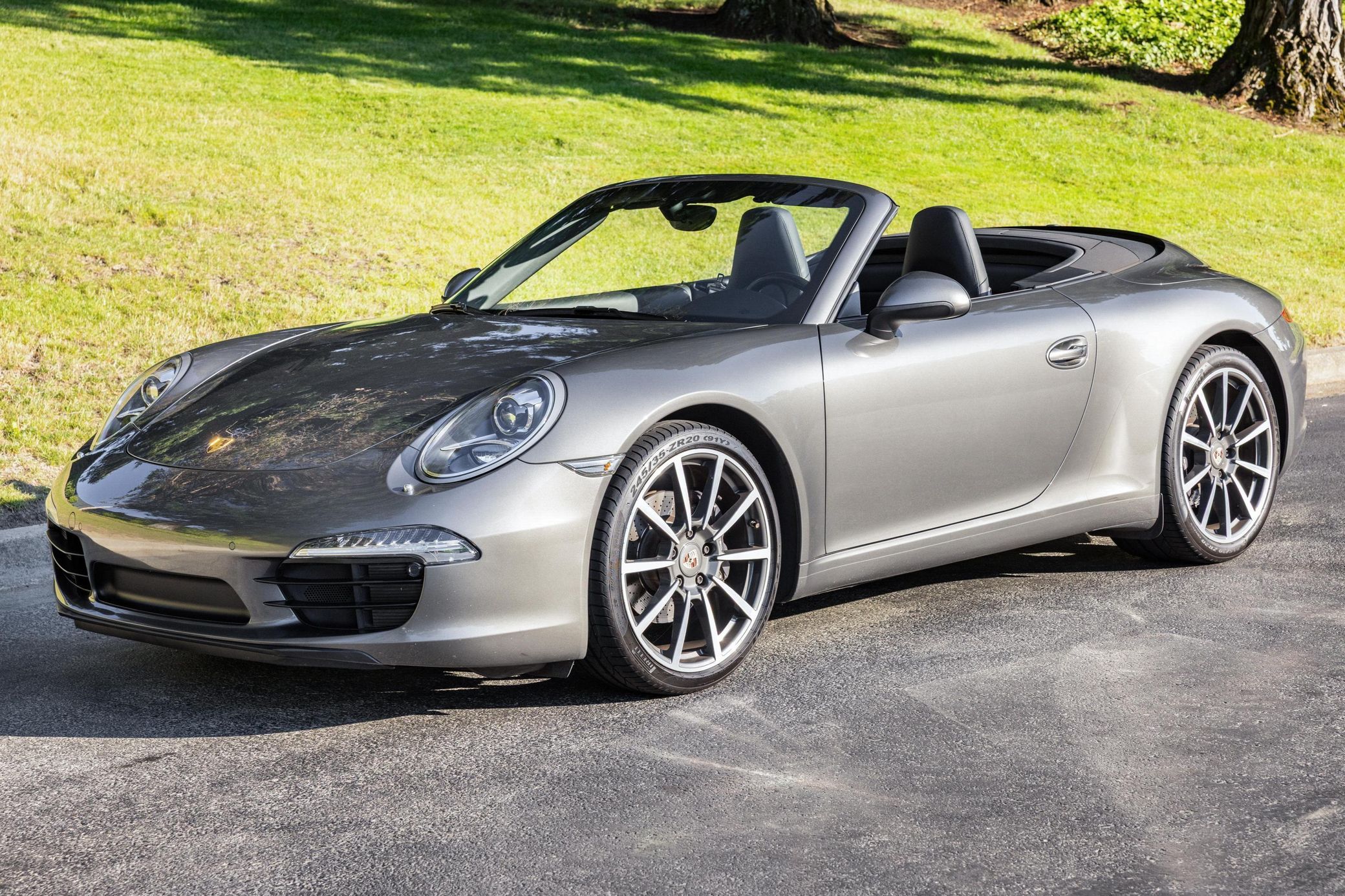 2013 Porsche 911 Carrera Cabriolet