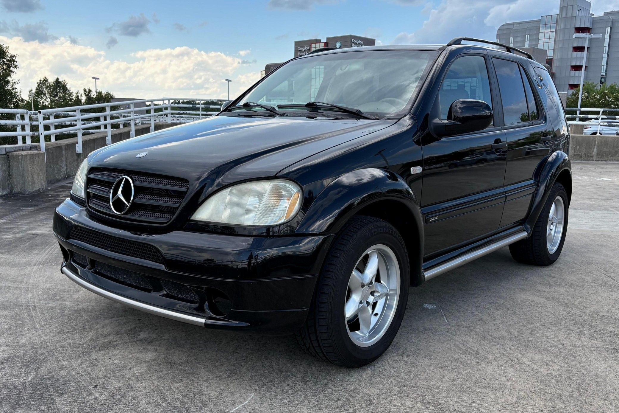 2000 Mercedes-Benz M-Class