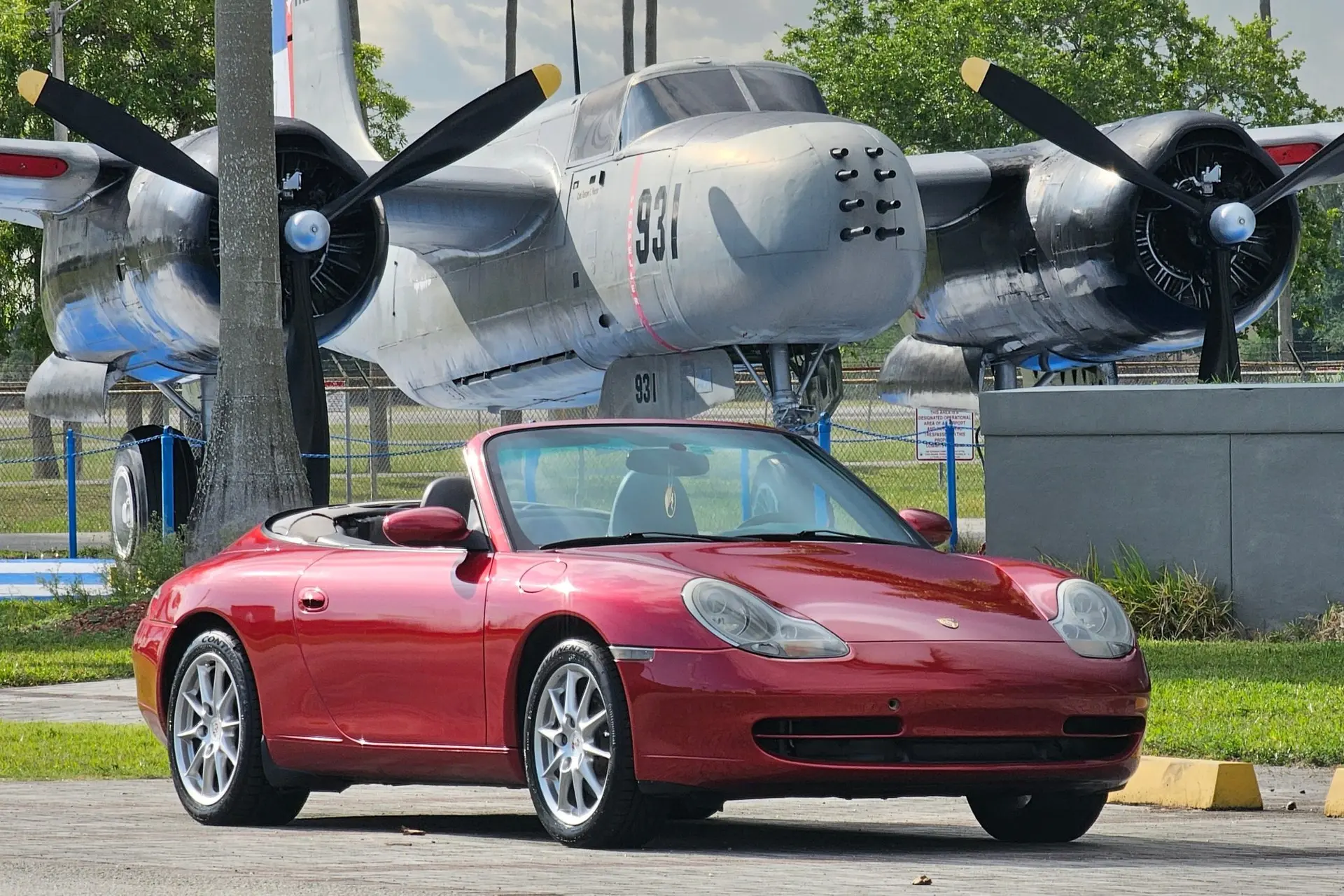 2001 Porsche 911 Carrera Cabriolet