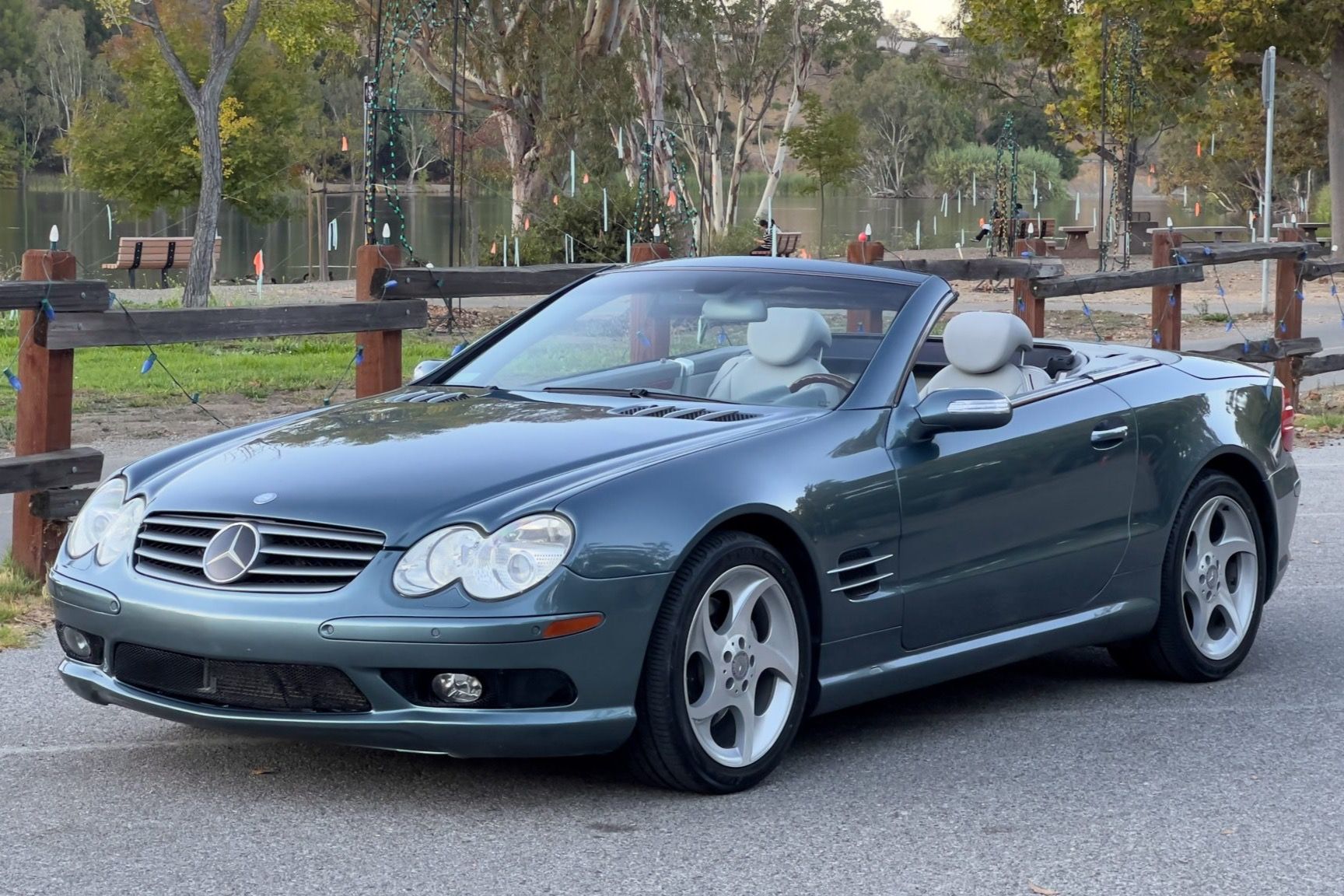 2004 Mercedes-Benz SL-Class SL500